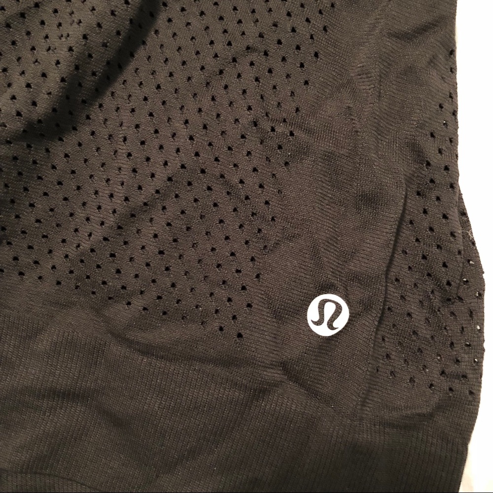 lululemon mesh workout top - Picture 3 of 4